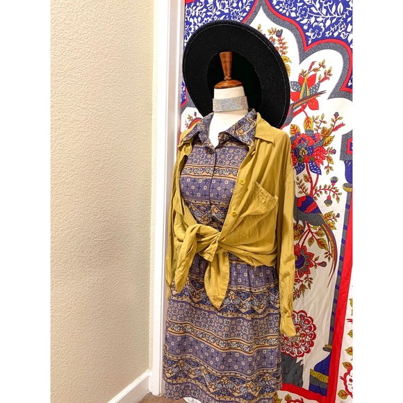 π Stylish modern art dress - Picture 10 of 11